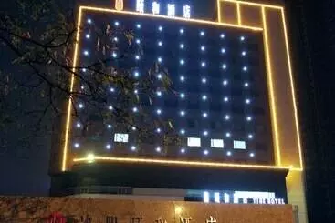 Hotelli Luoyang Yihe