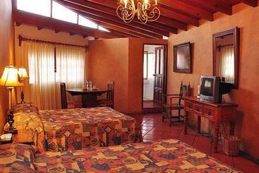 Hotel Mirador Del Lago