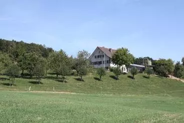 تختخواب و صبحانه Bnb Im Waldhof