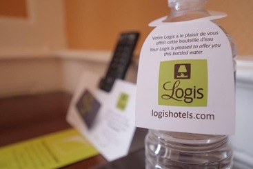 酒店 L Alzire Logis Auberge Culturelle