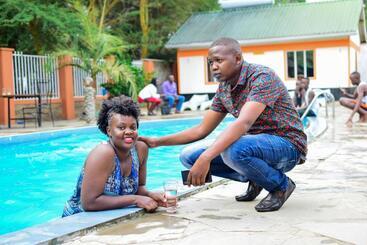 هتل Naivasha Peppercorn Holiday Resort