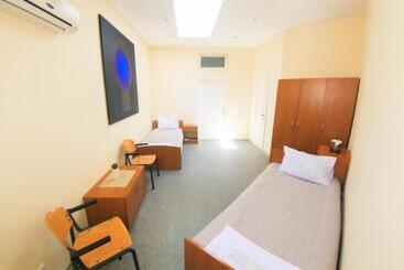 هتل Saint Paul Odessa