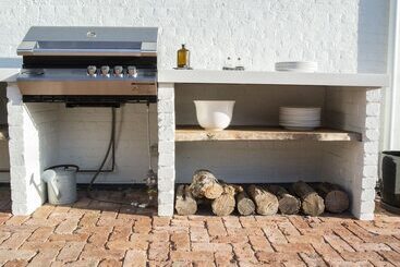 تختخواب و صبحانه Highfield House