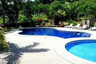 هتل Frank's Place