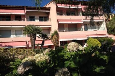 Residence Hoteliere Scudo