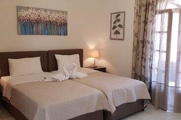 ツーリストアパートメント Virvilis Apartments