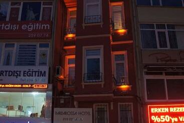 هتل Barba Rossa Residence