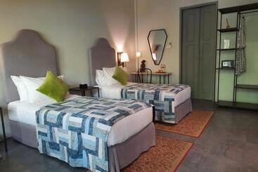 בית מלון כפרי Lovinalife Room & Cafe