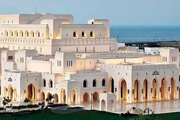 Gulf Hotel Apartment