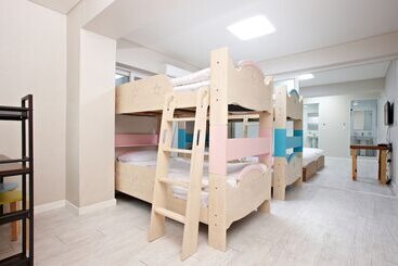 Kstar Stay Residence Hoehyun   Hostel