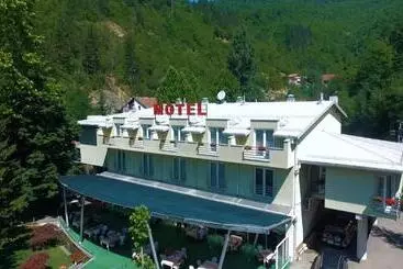 Motel Maksumić