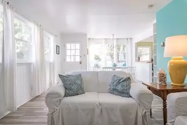 Ventura Beach Cottage
