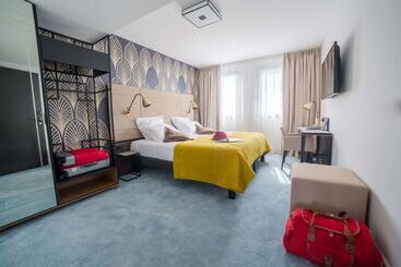 هتل Best Western Hôtel Journel Antibes Juan Les Pins