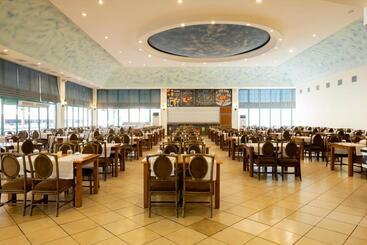 Euphoria Palm Beach Resort