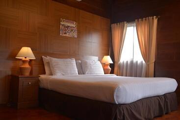 리조트 Citra Cikopo Hotel & Family Cottages