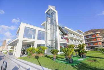 Отель Victoria Palace Cefalu