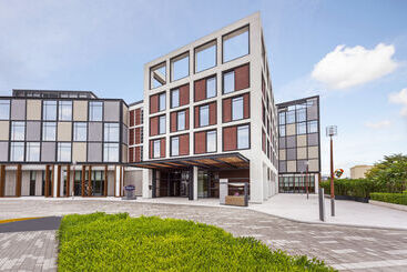 Hotel Hampton By Hilton Dubai Al Seef