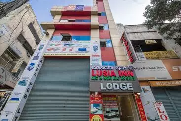 هتل Lusia Inn