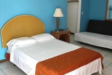 汽车旅馆 The Mariner Suites Hollywood