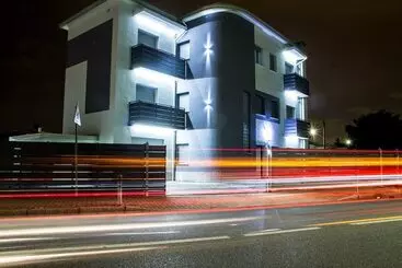 Aamiaismajoitus (B&B) B2in Suite & Office