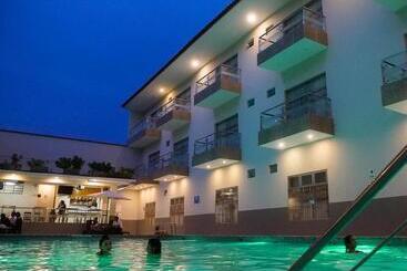 Hotel águila Dorada Selva