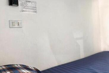 Sunrise Riverside Pool Hostel