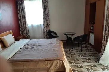 پانسیون Ushpav Villa