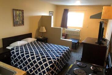 فندق Travel Inn & Suites