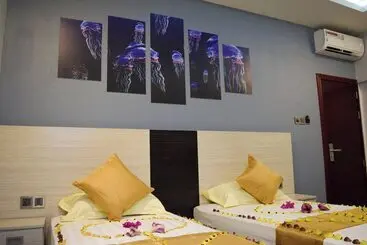 Hotel Dhiffushi Tourist