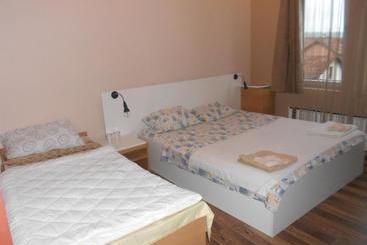Hostel Lukas