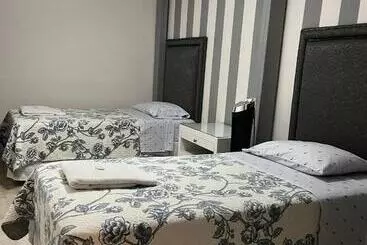 هتل Hostal Rio Piedra