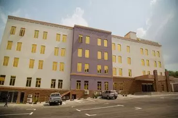 هتل Maxbe Continental
