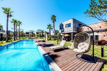 Hotel Arts Spa&poolvilla