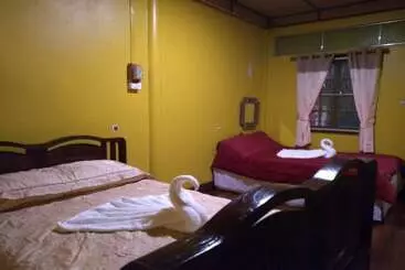 リゾートホテル Crossroads House