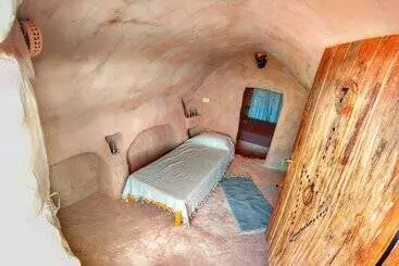 Mökkimajoitus Ksar Jouamaa