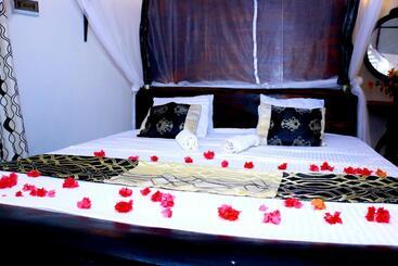 Bed and Breakfast Turtle Watch Cabana