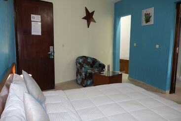 هتل Freeman Hôtel