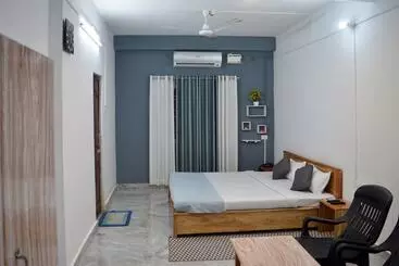 Oyo 10180 Hotel Value