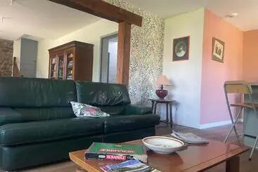 Bed and Breakfast Domaine La Perruche