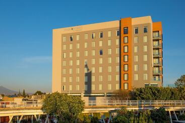 فندق Four Points By Sheraton Puebla