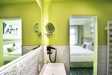 Hotel Moments Boutique