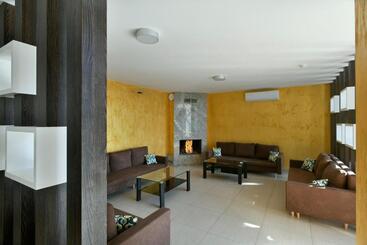 ホテル River View Apartments