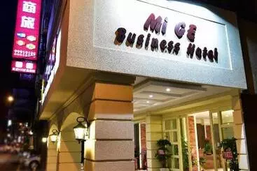 Hotel Migo