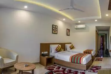 Hotel Suktara International