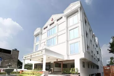 Hotel Treebo Premium Akshaya Mahal Inn