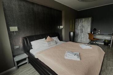 هتل Vitalounge Sports & Spa