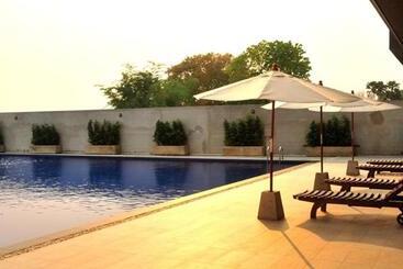 Green Hill Hotel Phayao