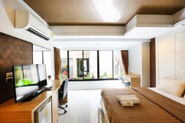 هتل The Luxury Residence