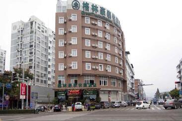 בית מלון כפרי Greentree Inn Taizhou Xianju Passenger Center West Huancheng Road Express