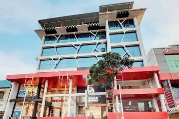 Hotel Bidar Gateway